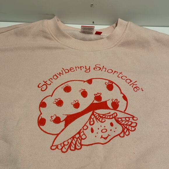 Target Strawberry Shortcake Pink Crewneck Sweatshirt 80's Size XL - Picture 2 of 5